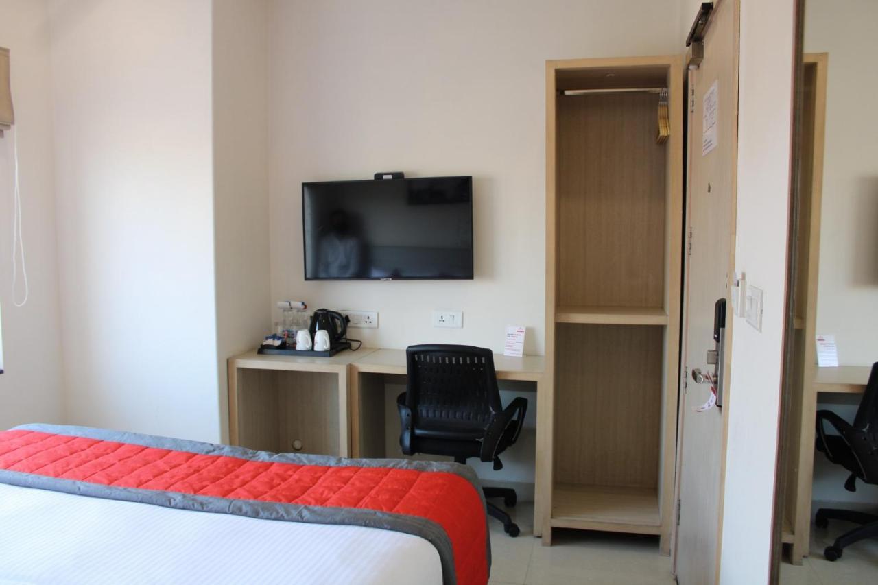 Sagar Hotel Just 5 Min From Golden Temple 암리차르 외부 사진