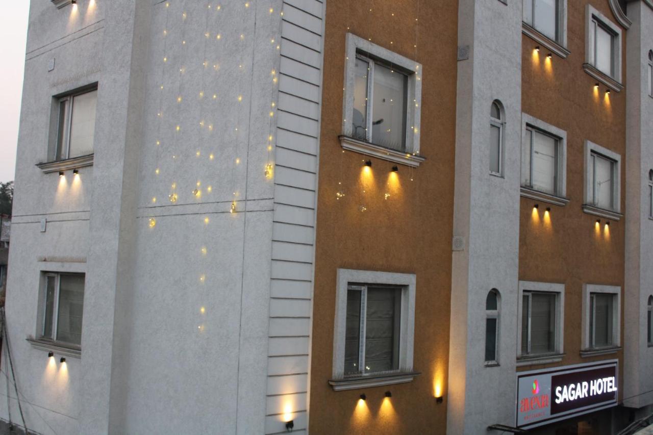 Sagar Hotel Just 5 Min From Golden Temple 암리차르 외부 사진