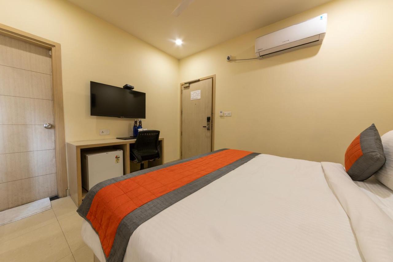 Sagar Hotel Just 5 Min From Golden Temple 암리차르 외부 사진