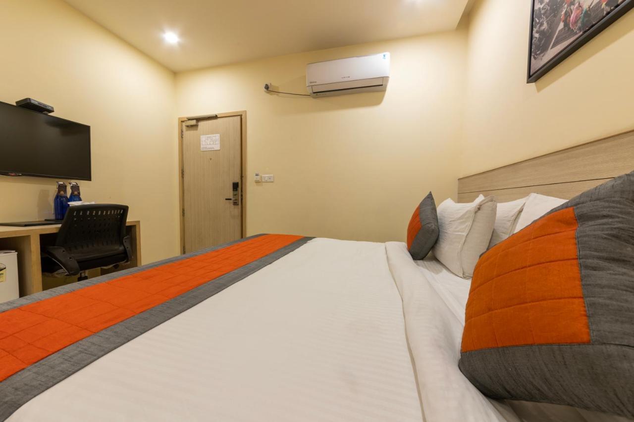 Sagar Hotel Just 5 Min From Golden Temple 암리차르 외부 사진