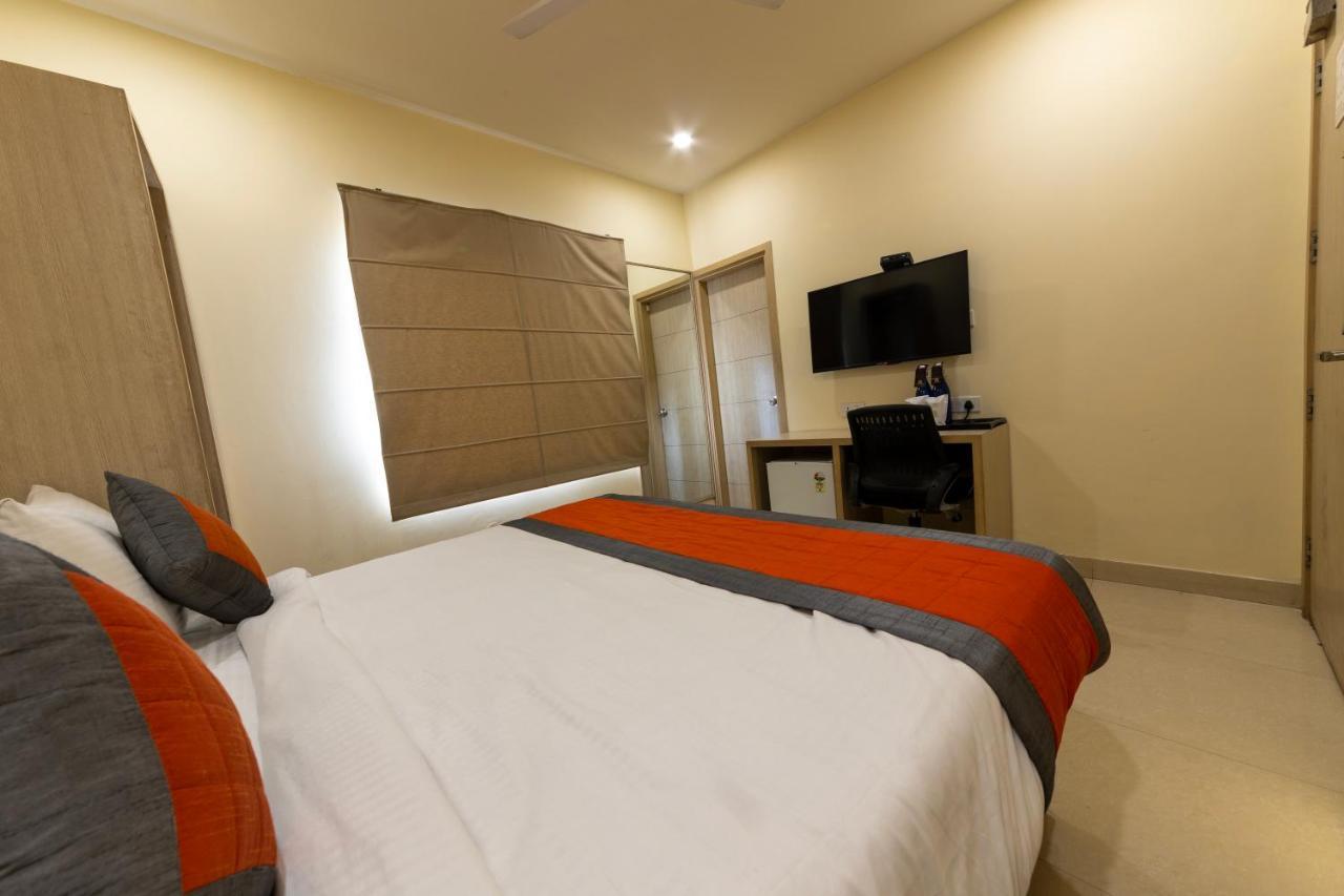Sagar Hotel Just 5 Min From Golden Temple 암리차르 외부 사진