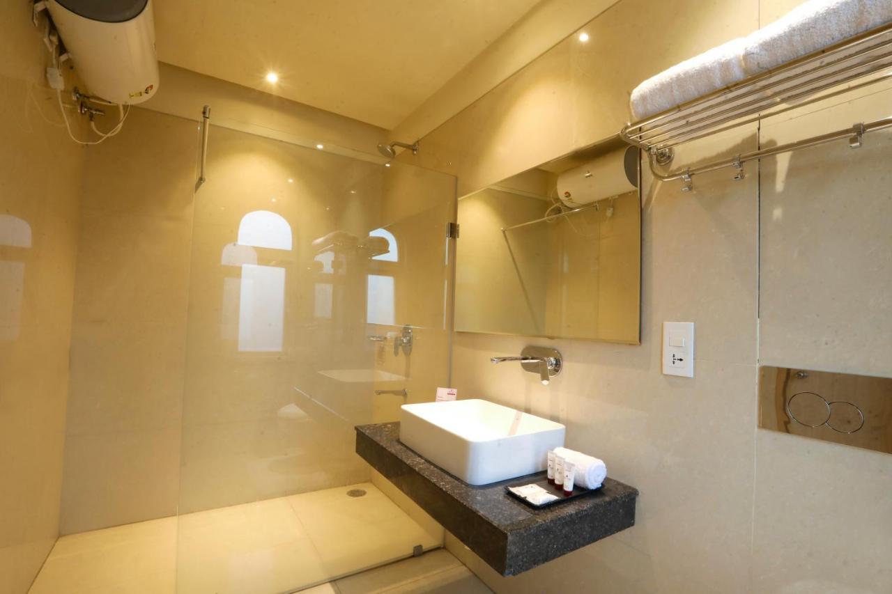 Sagar Hotel Just 5 Min From Golden Temple 암리차르 외부 사진